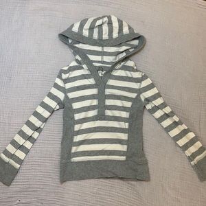 Shirt with hood | size Girls XS | Old Navy